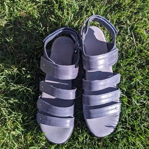 Popét Aurora Women's Sandal (Charcoal)